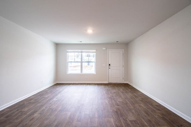 Photo - Amazing new community in Bloomingdale