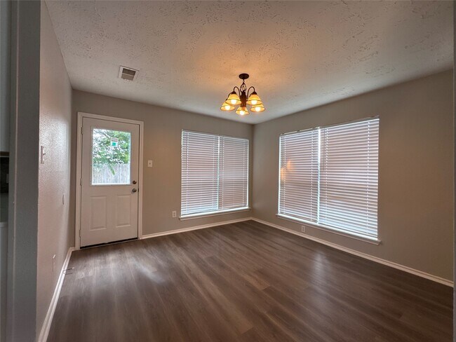 Photo - 12303 Glenmeadow Dr