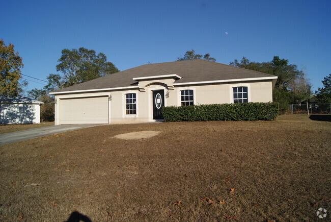 Building Photo - 4 Bedroom, 2 Bathroom, 2 Car Garage Home. ...