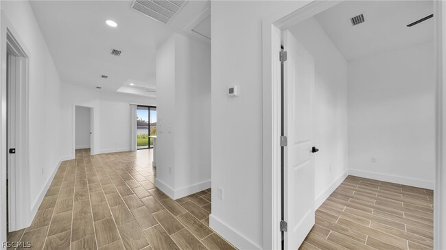 Photo - 328 Gordon Ave S