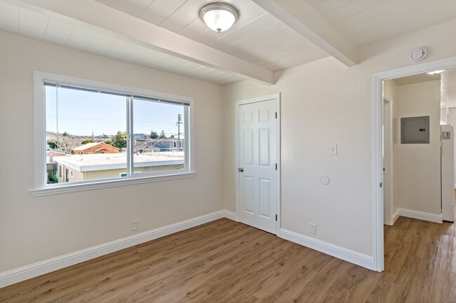 Photo - 1970 Powell St Unit D