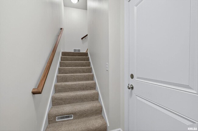 Photo - 4833 Lauren Ln