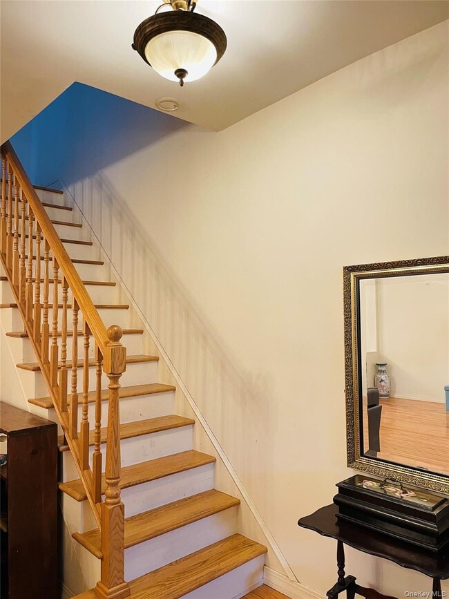 Photo - 78-54 76th St