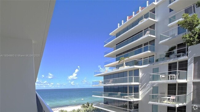 Building Photo - 9455 Collins Ave Unit 1006 Rental