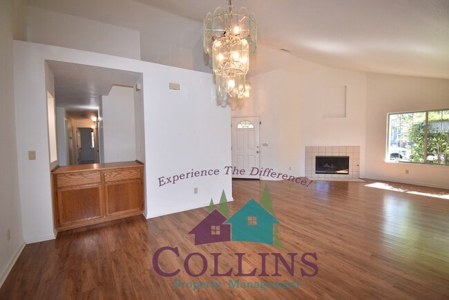 Photo - 505 Adriana Pl