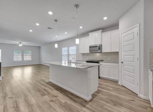 Photo - 6919 Ventura Dr