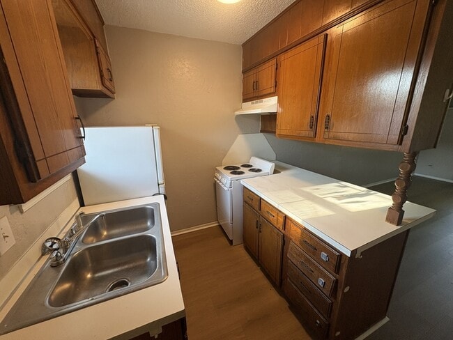 Photo - 1510 W South St