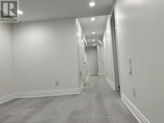 Photo - 4718 Centretown Way