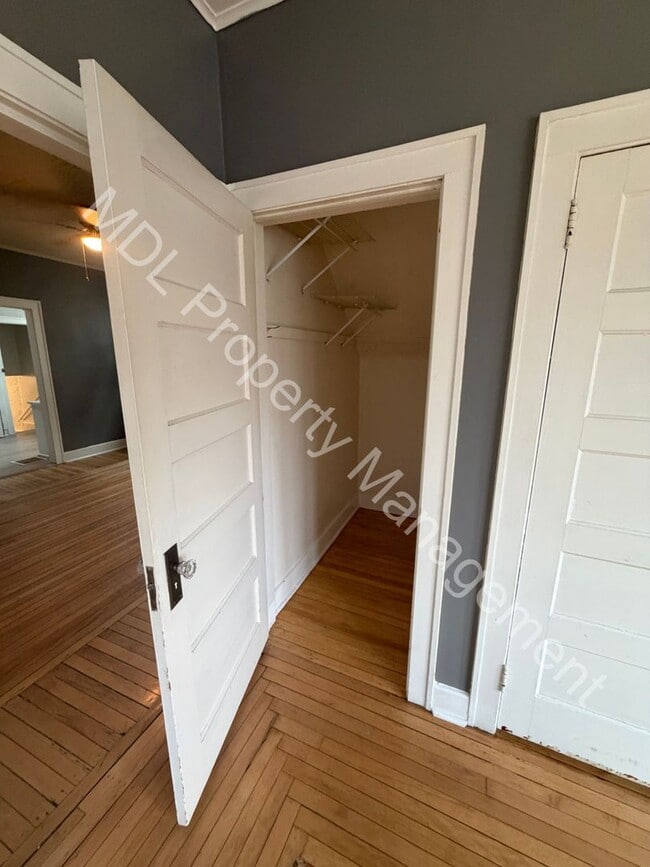 Photo - Spacious 2 bedroom Duplex!!!