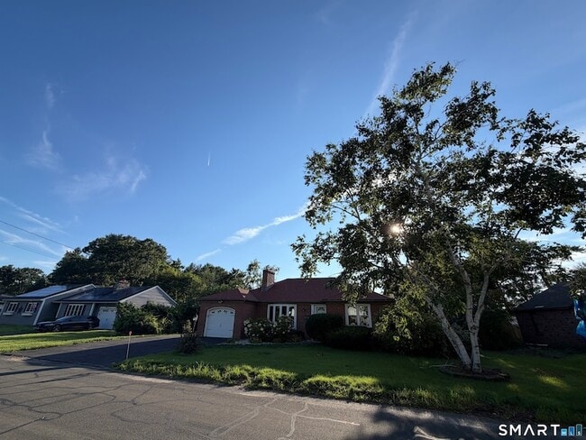 Photo - 30 Apter Dr