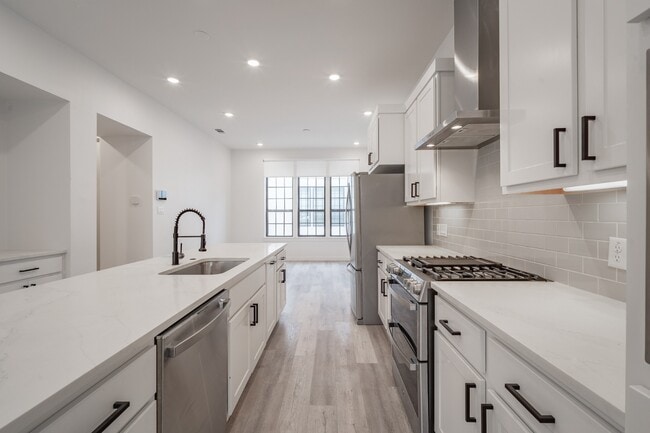 Photo - Gated Luxury Townhomes with yard + Roof Patio