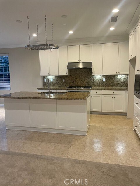 Photo - 72 Twin Flower