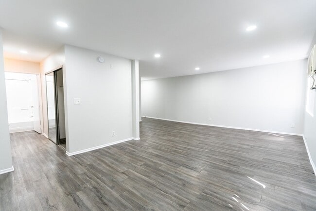 Photo - 2039 North Las Palmas Ave