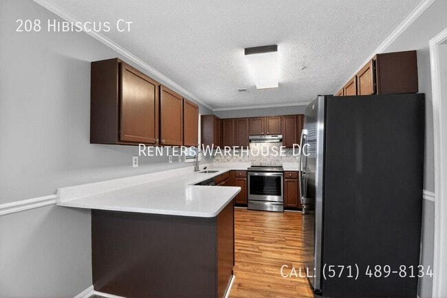 Photo - 208 Hibiscus Ct