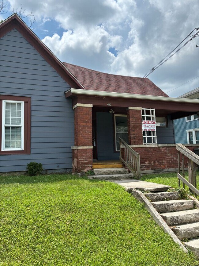 412 E 2nd St Unit 4