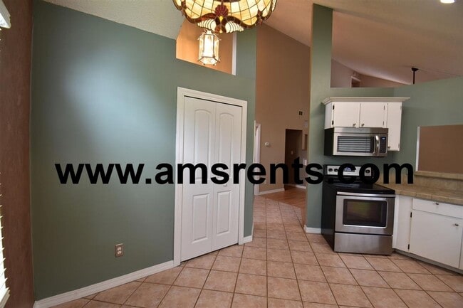 Photo - Spacious 3 bedroom House in Orlando