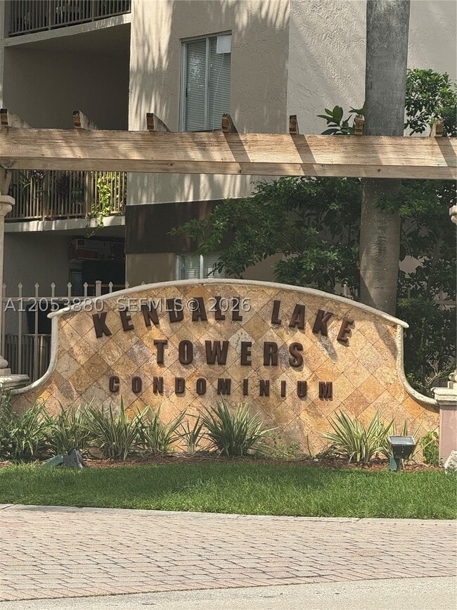 Building Photo - 15241 SW 80th St Unit 310