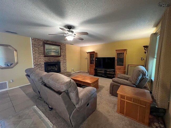 Photo - 2108 Selma Dr