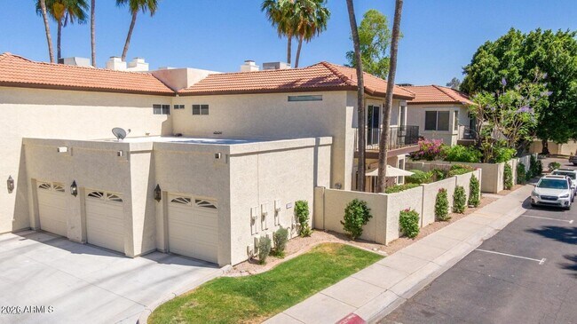 Photo - 8841 S 51st St