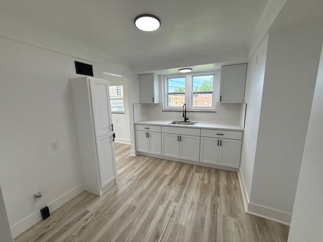 Photo - 7209 Brookcrest Dr Unit 1