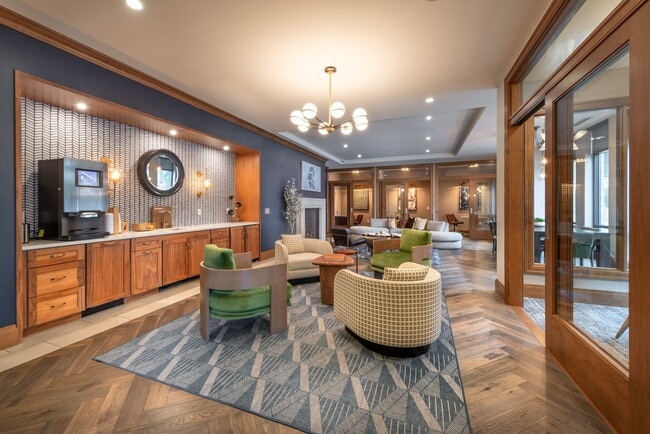 Photo - Arlo West End