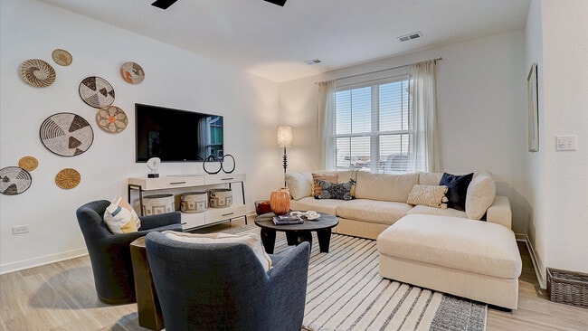 Photo - Avanterra Wolfs Crossing