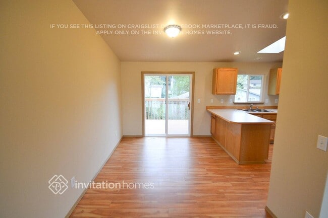 Photo - 6323 94th St NE
