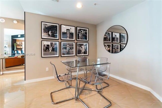 Photo - 300 S Biscayne Blvd Unit 300 S Biscayne Blvd T-3307