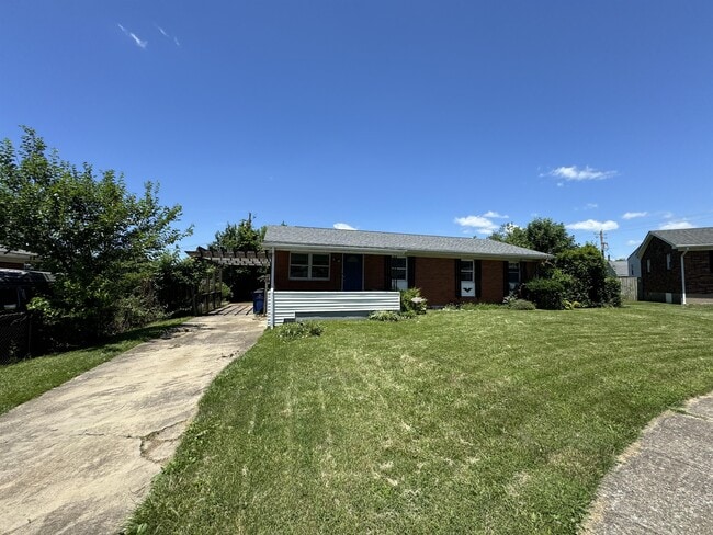 Photo - 1939 Bedinger Ct
