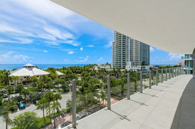 Photo - 1 Collins Ave