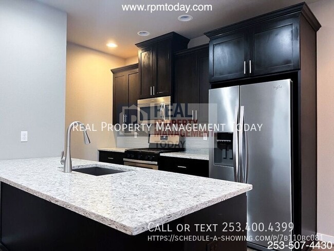 Photo - 1541 Amethyst St SE