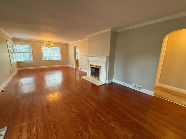 Photo - Spacious 3 Bedroom 2 Bath Home