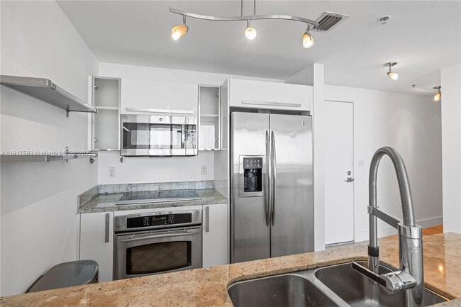 Photo - 601 NE 36th St Unit 1408