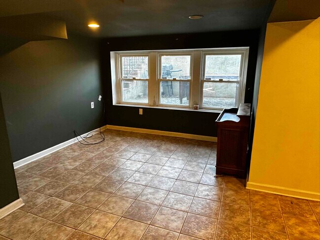 Photo - 2333 S Hoyne Ave Unit 1