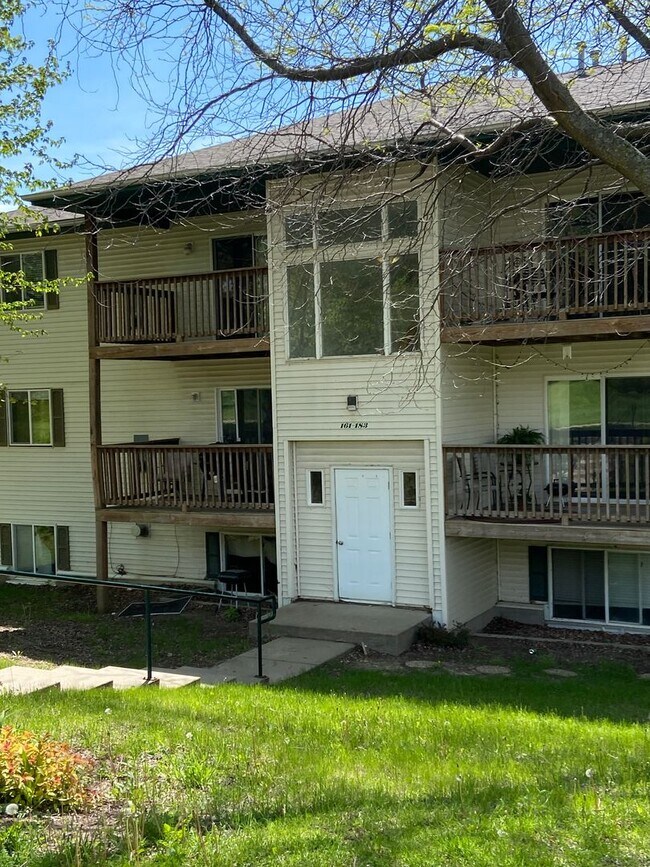 Photo - 2 Bedroom 1 Bath Condo on East side of Iow...