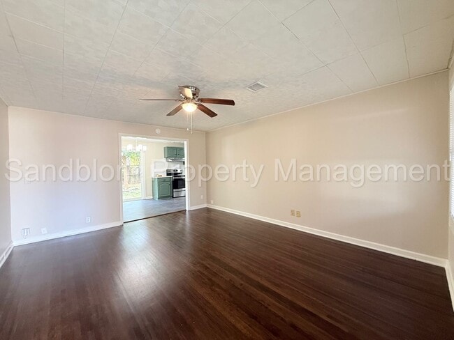Photo - For Lease | Tulsa | Available Now! Casa