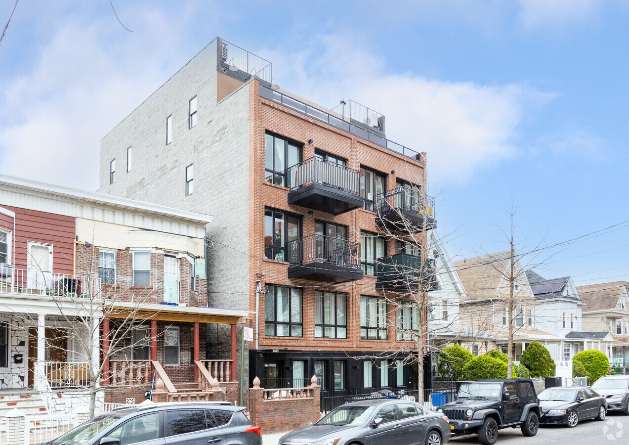 Photo - 1643-1645 New York Ave Apartments