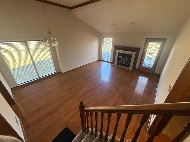 Photo - 1011 NW Porter Ct