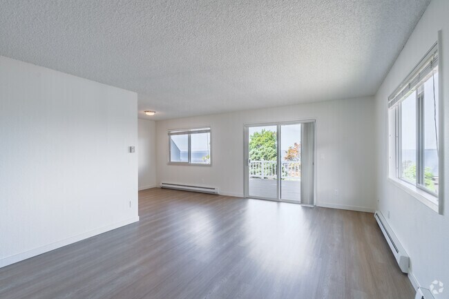 2BR, 1BA - 1,029SF - Living Room