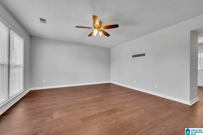 Photo - 4728 Cheshire Cir