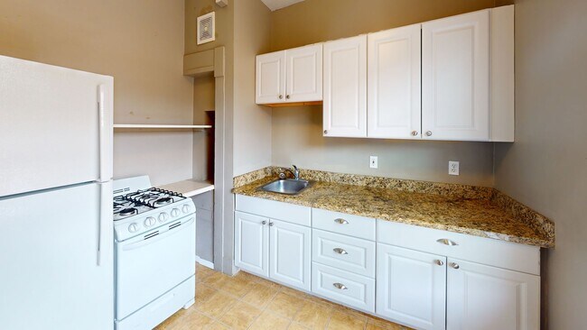 Photo - Towne Apartments