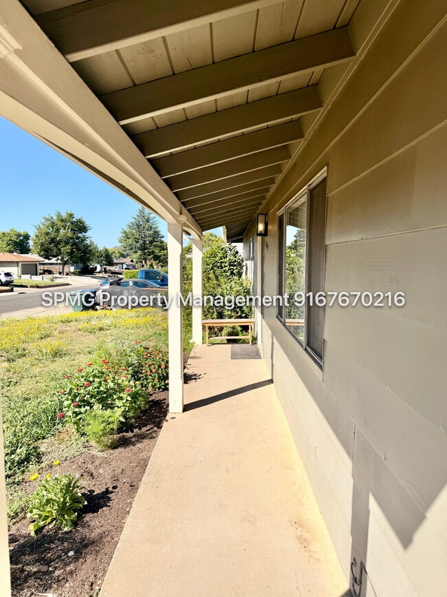Photo - 3 Bedroom Sacramento Rental with Large Yard