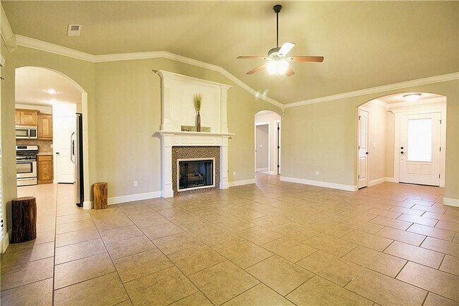 Photo - 3007 SW Waterleaf Ave
