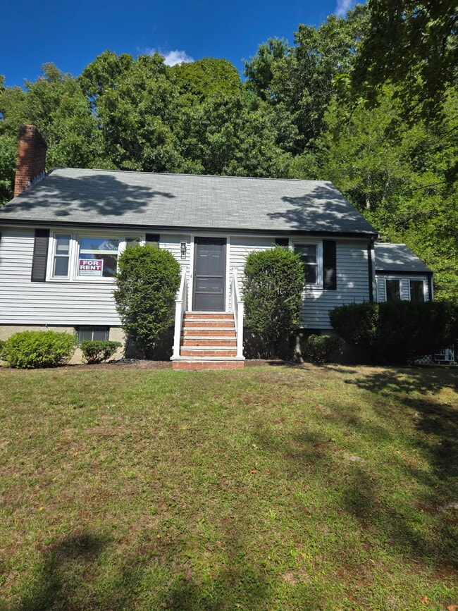 Building Photo - 12 Cedar Dr Rental
