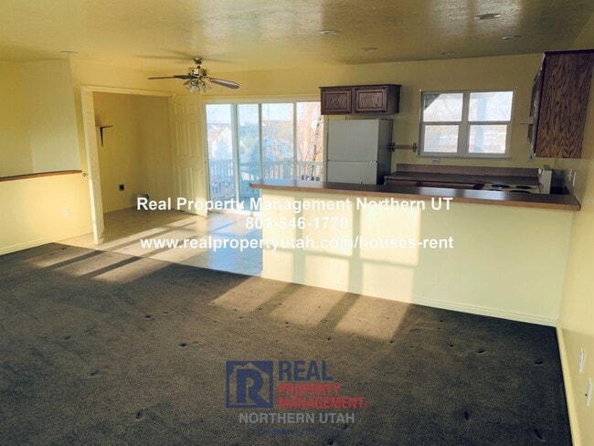 Photo - 1 Bedroom 1 Bath Upstairs Unit Available in Plain City