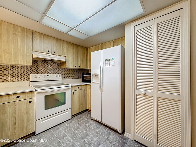 Photo - 3033 Dunhill Dr