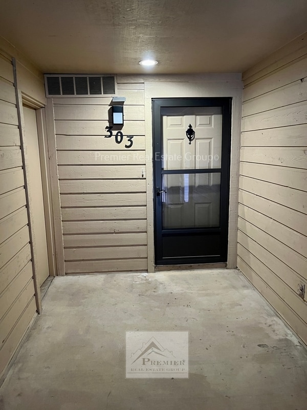 Photo - 144 W Rockrimmon Blvd Unit 303