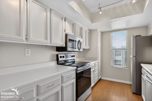 Photo - Bright and Modern 1Bdm 1Ba Condo Near Downtown Scottsdale! Unit 309