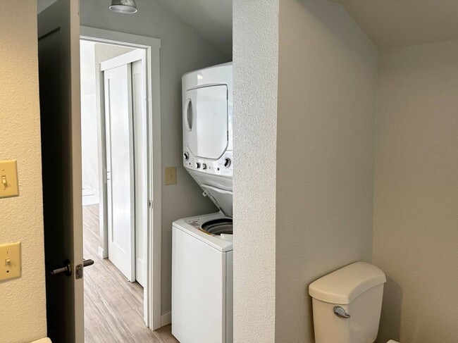 Photo - 848 3rd St Unidad B