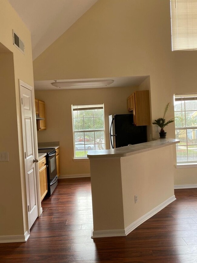 Photo - 1 bedroom 1 bath condo Unit 2410